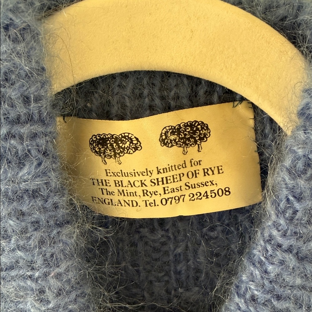 Authentic Sheep’s Wool Blue Cable Knit Oversize C… - image 2